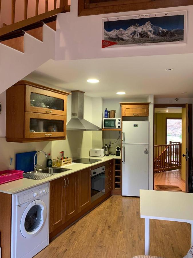 Apartamentsaloriaburg Farrera ภายนอก รูปภาพ