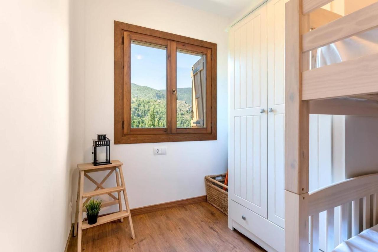 Apartamentsaloriaburg Farrera ภายนอก รูปภาพ