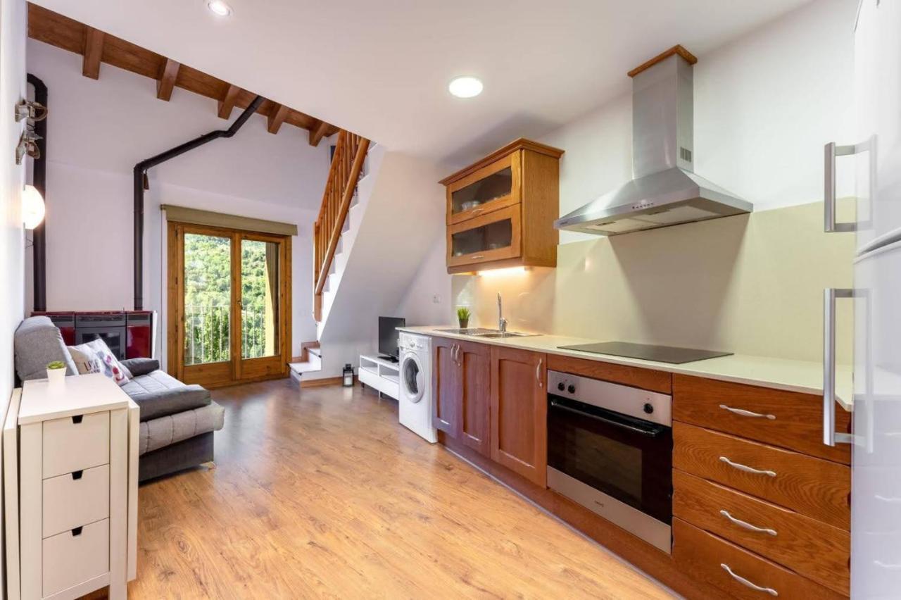 Apartamentsaloriaburg Farrera ภายนอก รูปภาพ
